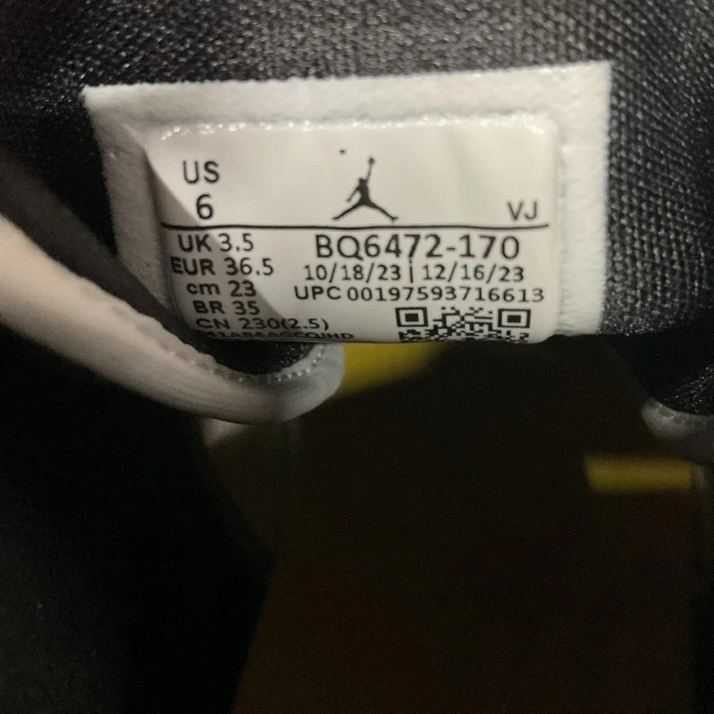 Nike Air Jordan 1 Mid Vivid Sulfur BQ6472-170 Women's Size 6